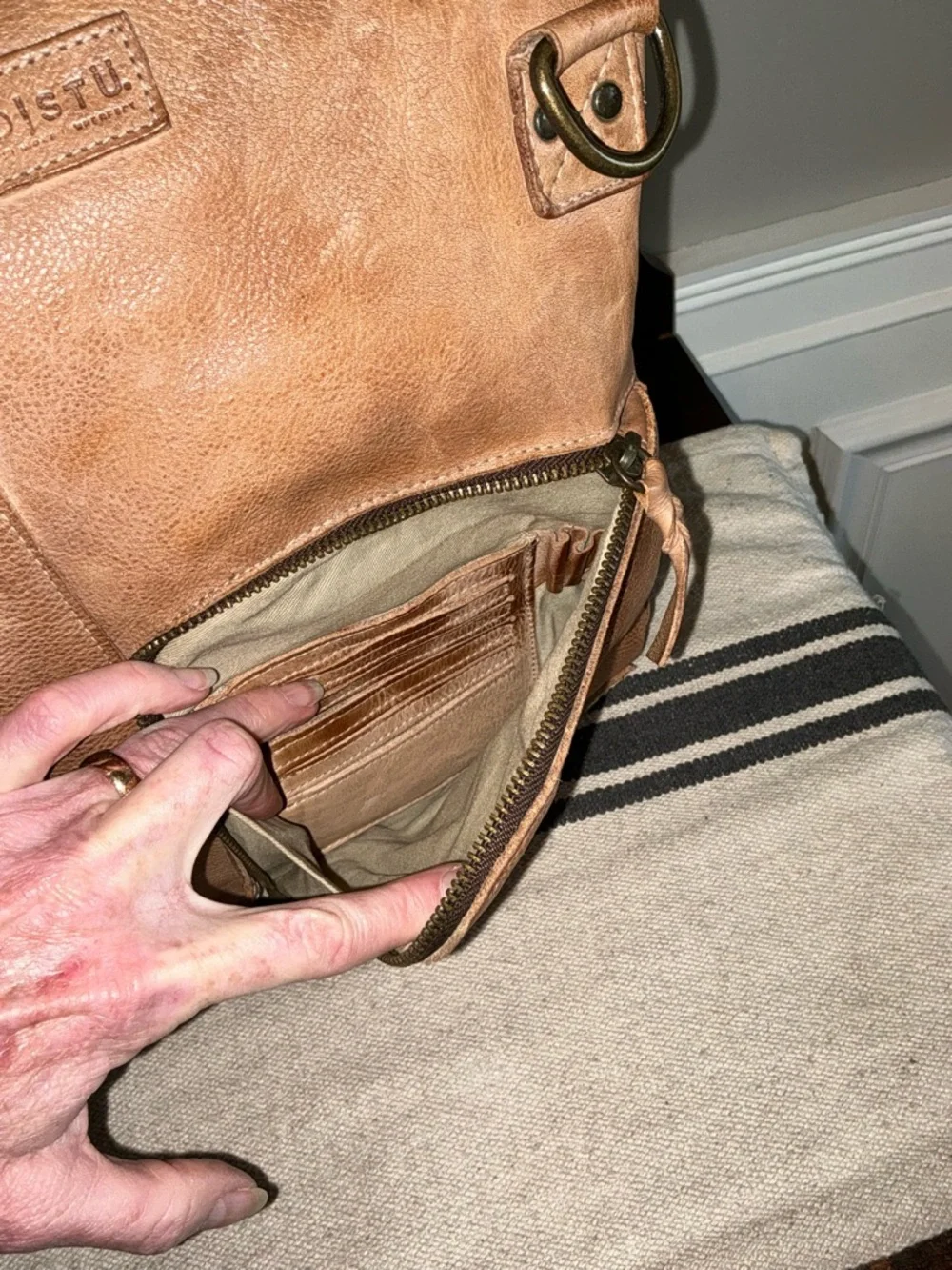 Bed Stu Aiken Leather Crossbody Convertible Bag Tan OATS DD Retail $280 - Picture 8 of 15